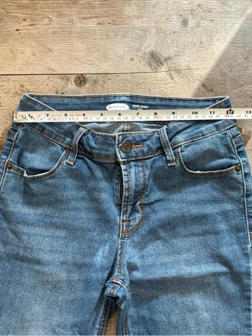Old Navy Women Size 0 Mid Rise Rockstar Super Skinny Denim Blue Jeans Light Wash - Picture 7 of 9